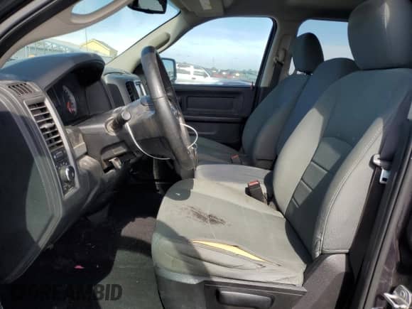 2015 Ram 1500 Tradesman z VIN 1C6RR6FG3FS755863, wystawiony jako Copart lot #63529775 z przebiegiem 145 459 mil mil oraz Szkoda całkowita • Salvage title. Historia ofert i sprzedaży dostępna na DreamBid. Obrazek 7.