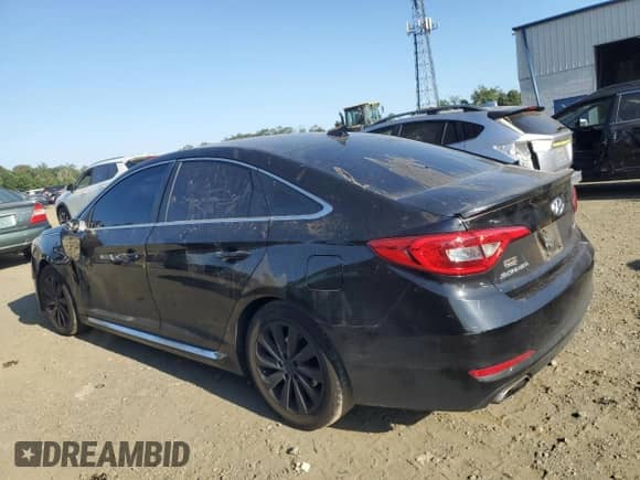 2015 Hyundai Sonata Sport с VIN 5NPE34AF6FH255738, выставлен на аукционе Copart как лот 71082155 с пробегом 93 668 миль миль и Списание • Salvage title. История ставок и продаж доступна на DreamBid. Изображение 2.