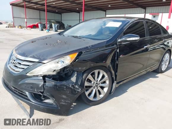 2012 Hyundai Sonata Limited с VIN 5NPEC4AB2CH460563, выставлен на аукционе IAAI как лот 43265852 с пробегом 112 922 миль миль и . История ставок и продаж доступна на DreamBid. Изображение 6.