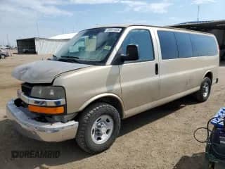 2009 Chevrolet Express Passenger с VIN 1GAHG39K691162400, выставлен на аукционе Copart как лот 69941455 с пробегом 93 557 миль миль и Списание • Salvage title. История ставок и продаж доступна на DreamBid. Изображение 1.