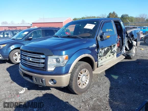 2014 Ford F-150 XL with VIN 1FTFW1ETXEKD19533, listed as a IAAI auction lot 41080946 with 175,948 mi miles and . Bid and sale history available at DreamBid. Image 2.