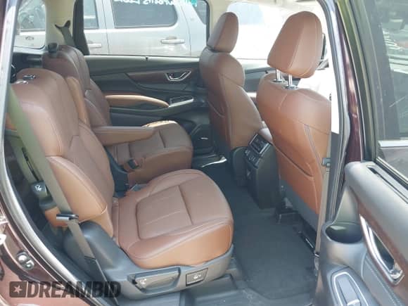 2024 Subaru Ascent Touring with VIN 4S4WMAWD6R3442402, listed as a IAAI auction lot 42209344 with 7,426 mi miles and . Bid and sale history available at DreamBid. Image 8.