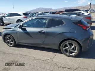 2019 Hyundai Veloster 2.0 z VIN KMHTG6AF4KU003232, wystawiony jako Copart lot #73125544 z przebiegiem 83 823 mil mil oraz Szkoda całkowita • Salvage title. Historia ofert i sprzedaży dostępna na DreamBid. Obrazek 2.