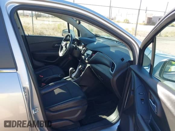 2019 Chevrolet Trax LT с VIN KL7CJPSB0KB809021, выставлен на аукционе IAAI как лот 43354576 с пробегом 61 868 миль миль и . История ставок и продаж доступна на DreamBid. Изображение 5.