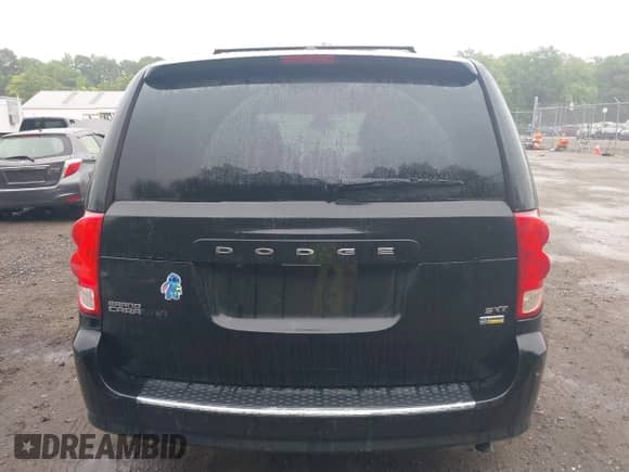 2018 Dodge Grand Caravan SXT with VIN 2C4RDGCG0JR281480, listed as a IAAI auction lot 42448252 with 142,393 mi miles and . Bid and sale history available at DreamBid. Image 16.