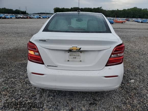 2017 Chevrolet Sonic LS с VIN 1G1JB5SH2H4157251, выставлен на аукционе Copart как лот 70404875 с пробегом 137 856 миль миль и Списание • Salvage title. История ставок и продаж доступна на DreamBid. Изображение 6.