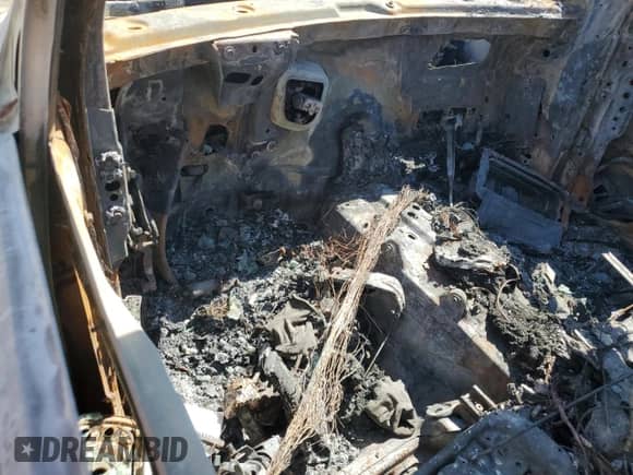 2015 Jeep Grand Cherokee High Altitude z VIN 1C4RJECG9FC144373, wystawiony jako Copart lot #61863795 z przebiegiem Nie podano mil oraz Nie do naprawy • Non repairable. Historia ofert i sprzedaży dostępna na DreamBid. Obrazek 8.