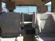 2005 Toyota Sienna XLE z VIN 5TDZA22C15S249449, wystawiony jako Copart lot #82156455 z przebiegiem 156 831 mil mil oraz Szkoda całkowita • Salvage title. Historia ofert i sprzedaży dostępna na DreamBid. Obrazek 10.