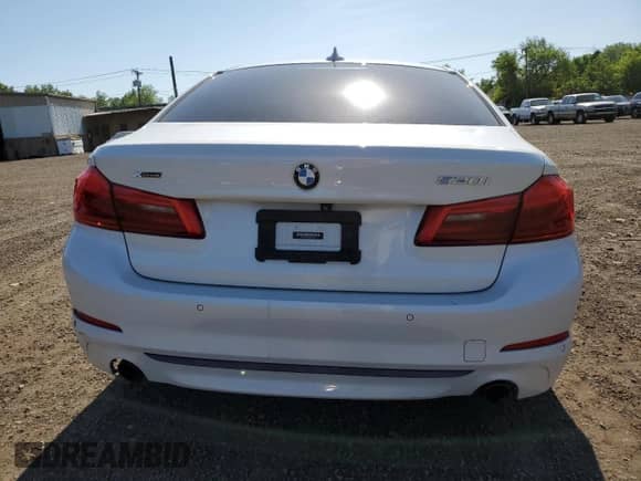 2019 BMW 5 Series 530i xDrive z VIN WBAJA7C5XKWC77790, wystawiony jako Copart lot #61761925 z przebiegiem 75 583 mil mil oraz Szkoda całkowita • Salvage title. Historia ofert i sprzedaży dostępna na DreamBid. Obrazek 6.
