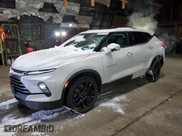 2024 Chevrolet Blazer Premier с VIN 3GNKBLRS9RS283598, выставлен на аукционе Copart как лот 87037534 с пробегом 2 205 миль миль и Списание • Salvage title. История ставок и продаж доступна на DreamBid. Изображение 1.