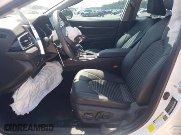 2023 Toyota Camry SE z VIN 4T1G11AK8PU740718, wystawiony jako Copart lot #80496065 z przebiegiem 41 903 mil mil oraz Szkoda całkowita • Salvage title. Historia ofert i sprzedaży dostępna na DreamBid. Obrazek 7.