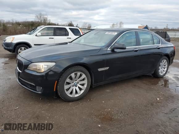 2010 BMW 7 Series 750i xDrive z VIN WBAKC6C50ACL67892, wystawiony jako Copart lot #80849624 z przebiegiem 168 075 mil mil oraz Czysty tytuł • Clean title. Historia ofert i sprzedaży dostępna na DreamBid. Obrazek 1.