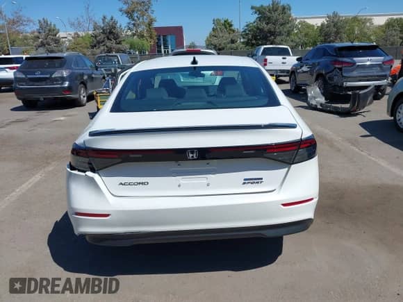 2025 Honda Accord Sport с VIN 1HGCY2F57SA033080, выставлен на аукционе IAAI как лот 43138893 с пробегом 17 107 миль миль и . История ставок и продаж доступна на DreamBid. Изображение 16.