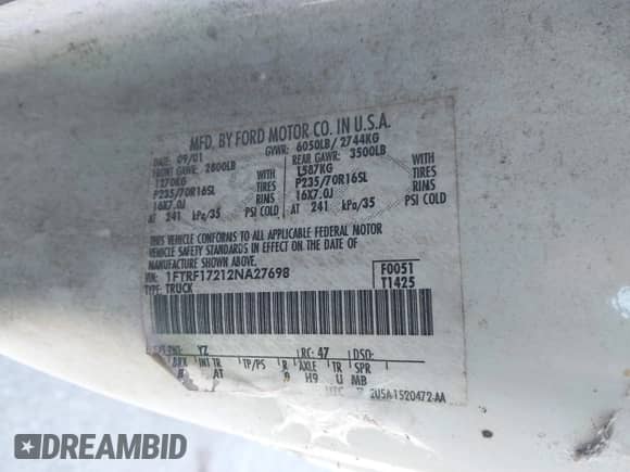 2002 Ford F-150 XL с VIN 1FTRF17212NA27698, выставлен на аукционе IAAI как лот 43449350 с пробегом 290 416 миль миль и . История ставок и продаж доступна на DreamBid. Изображение 9.