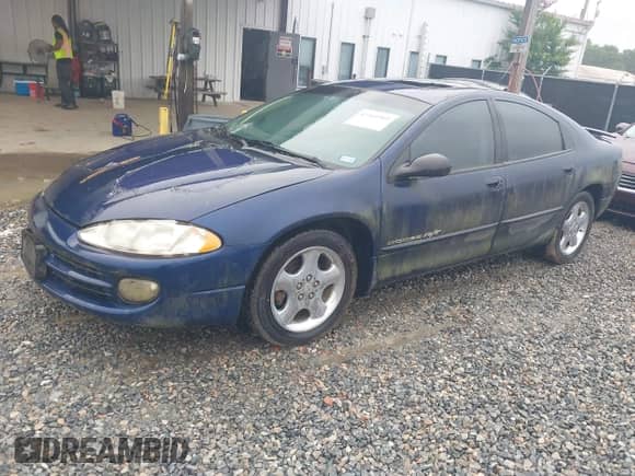 2002 Dodge Intrepid z VIN 2B3HD76G92H207183, wystawiony jako IAAI lot #42364960 z przebiegiem 146 861 mil mil oraz . Historia ofert i sprzedaży dostępna na DreamBid. Obrazek 2.
