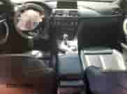 2018 BMW 4 Series 440i xDrive z VIN WBA4J7C55JBB98708, wystawiony jako Copart lot #53335975 z przebiegiem 70 130 mil mil oraz Szkoda całkowita • Salvage title. Historia ofert i sprzedaży dostępna na DreamBid. Obrazek 8.