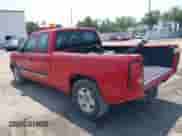 2005 Chevrolet Silverado 1500 Work Truck z VIN 1GCEC19X15Z309756, wystawiony jako IAAI lot #42232258 z przebiegiem Nie podano mil oraz . Historia ofert i sprzedaży dostępna na DreamBid. Obrazek 3.