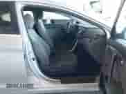 2015 Hyundai Elantra SE z VIN 5NPDH4AE4FH615819, wystawiony jako IAAI lot #43200929 z przebiegiem 190 748 mil mil oraz . Historia ofert i sprzedaży dostępna na DreamBid. Obrazek 5.