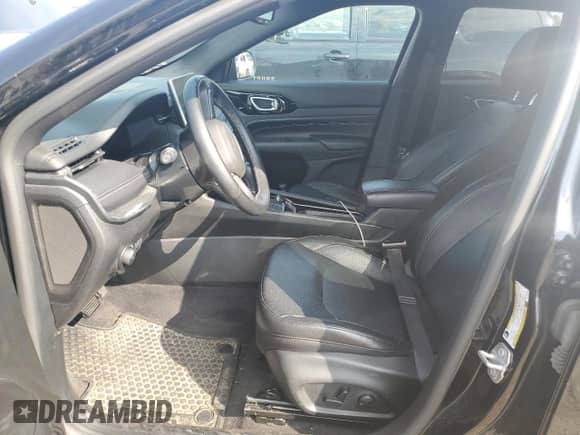 2022 Jeep Compass (RED) Edition with VIN 3C4NJDCBXNT204449, listed as a Copart auction lot 61567965 with 70,180 mi miles and Salvage title. Bid and sale history available at DreamBid. Image 7.