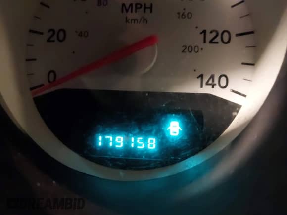 2005 Dodge Magnum with VIN 2DRGZR8V15H587486, listed as a IAAI auction lot 42040578 with 179,158 mi miles and . Bid and sale history available at DreamBid. Image 7.