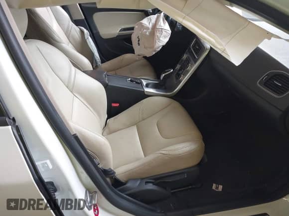 2017 Volvo S60 Dynamic z VIN YV140MTL9H2427847, wystawiony jako IAAI lot #41153688 z przebiegiem 117 465 mil mil oraz . Historia ofert i sprzedaży dostępna na DreamBid. Obrazek 5.