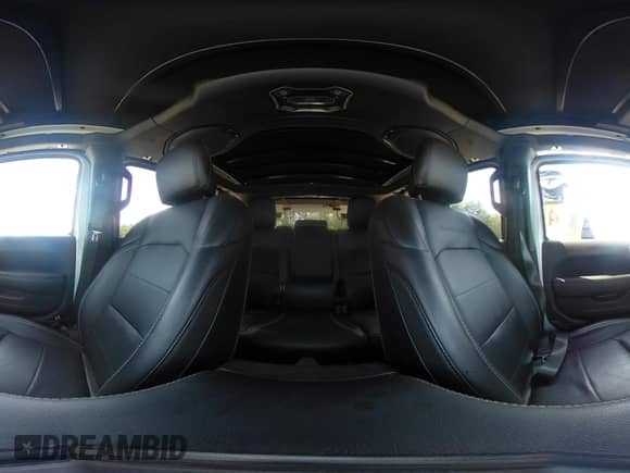 2022 Jeep Wrangler Unlimited Sahara с VIN 1C4JJXP69NW229978, выставлен на аукционе IAAI как лот 42579990 с пробегом 31 423 миль миль и . История ставок и продаж доступна на DreamBid. Изображение 19.