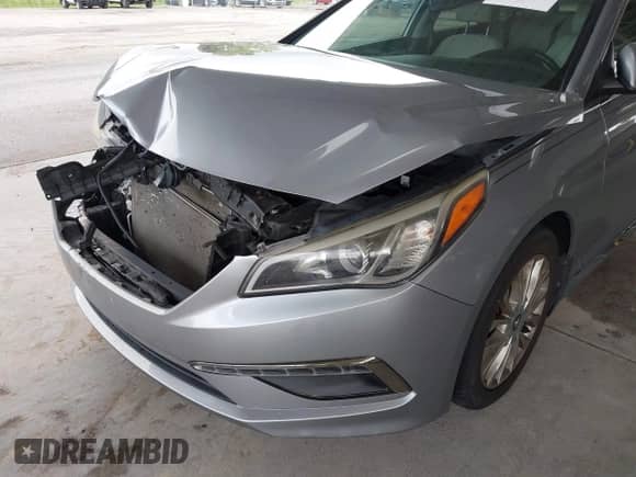 2015 Hyundai Sonata Limited z VIN 5NPE34AF0FH038895, wystawiony jako IAAI lot #43193189 z przebiegiem 103 857 mil mil oraz . Historia ofert i sprzedaży dostępna na DreamBid. Obrazek 6.