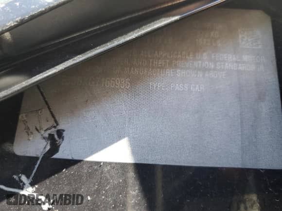 2016 Chevrolet Cruze LT z VIN 1G1PE5SBXG7166936, wystawiony jako Copart lot #70285805 z przebiegiem Nie podano mil oraz Szkoda całkowita • Salvage title. Historia ofert i sprzedaży dostępna na DreamBid. Obrazek 12.