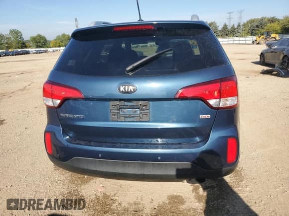 2014 Kia Sorento LX with VIN 5XYKT4A66EG522126, listed as a Copart auction lot 80641235 with 129,304 mi miles and Salvage title. Bid and sale history available at DreamBid. Image 6.