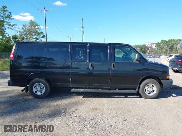 2015 Chevrolet Express Passenger 1LS с VIN 1GAZGZFG8F1284064, выставлен на аукционе IAAI как лот 43441034 с пробегом 85 444 миль миль и . История ставок и продаж доступна на DreamBid. Изображение 13.