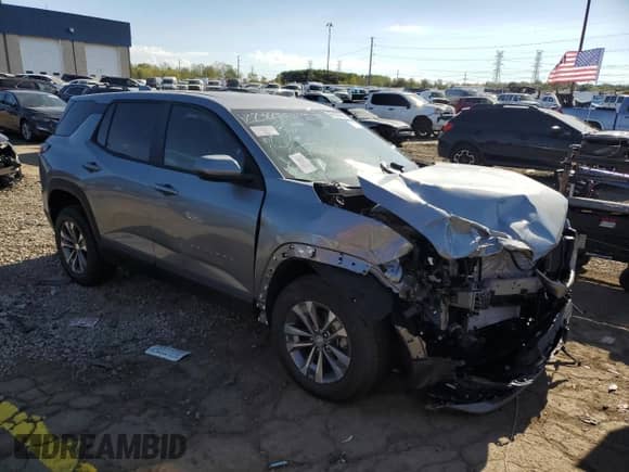 2026 Chevrolet Equinox AWD LT z VIN 3GNAXPEGXTL229234, wystawiony jako Copart lot #85336745 z przebiegiem 767 mil mil oraz Szkoda całkowita • Salvage title. Historia ofert i sprzedaży dostępna na DreamBid. Obrazek 4.