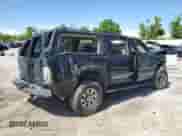 2002 Chevrolet Suburban LT z VIN 3GNGC26U42G214796, wystawiony jako Copart lot #57708045 z przebiegiem Nie podano mil oraz Szkoda całkowita • Salvage title. Historia ofert i sprzedaży dostępna na DreamBid. Obrazek 3.