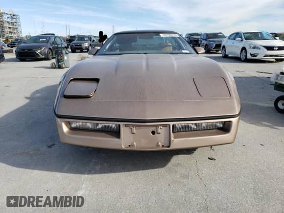 1985 Chevrolet Corvette with VIN 1G1YY0785F5124812, listed as a Copart auction lot 60605264 with 880,422 mi miles and Salvage title. Bid and sale history available at DreamBid. Image 5.