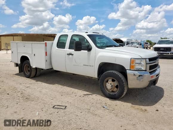 2009 Chevrolet Silverado 3500 с VIN 1GBJK79649E135520, выставлен на аукционе Copart как лот 62656355 с пробегом 384 568 миль миль и Чистый • Clean title. История ставок и продаж доступна на DreamBid. Изображение 4.
