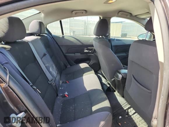 2014 Chevrolet Cruze 1LT z VIN 1G1PC5SB4E7109277, wystawiony jako Copart lot #82177785 z przebiegiem 120 436 mil mil oraz Szkoda całkowita • Salvage title. Historia ofert i sprzedaży dostępna na DreamBid. Obrazek 10.