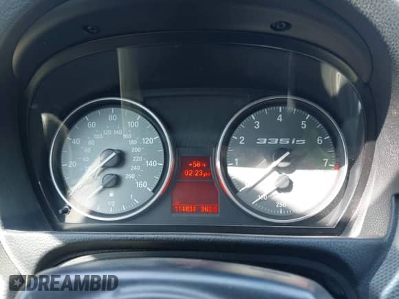 2011 BMW 3 Series 335is с VIN WBADX1C52BE570532, выставлен на аукционе IAAI как лот 41860023 с пробегом 114 834 миль миль и . История ставок и продаж доступна на DreamBid. Изображение 7.