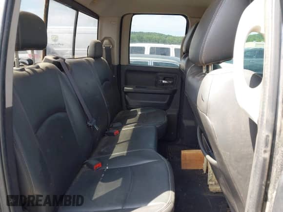 2009 Dodge 1500 SLT z VIN 1D3HB18T59S701420, wystawiony jako IAAI lot #42625312 z przebiegiem 295 346 mil mil oraz . Historia ofert i sprzedaży dostępna na DreamBid. Obrazek 8.