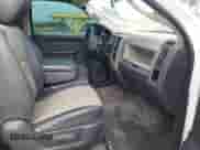 2011 Ram 1500 ST с VIN 3D7JV1EP5BG561820, выставлен на аукционе IAAI как лот 42045599 с пробегом 212 920 миль миль и . История ставок и продаж доступна на DreamBid. Изображение 5.