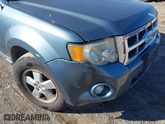 2011 Ford Escape XLT с VIN 1FMCU9DG9BKB14921, выставлен на аукционе IAAI как лот 43519702 с пробегом 215 853 миль миль и . История ставок и продаж доступна на DreamBid. Изображение 12.