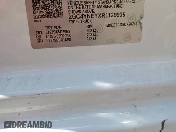 2024 Chevrolet Silverado 2500HD LT z VIN 2GC4YNEYXR1129905, wystawiony jako Copart lot #65594775 z przebiegiem 51 954 mil mil oraz Szkoda całkowita • Salvage title. Historia ofert i sprzedaży dostępna na DreamBid. Obrazek 13.