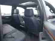 2022 Chevrolet Silverado 1500 High Country с VIN 3GCUDJET1NG668701, выставлен на аукционе IAAI как лот 42859797 с пробегом Не указан миль и . История ставок и продаж доступна на DreamBid. Изображение 8.