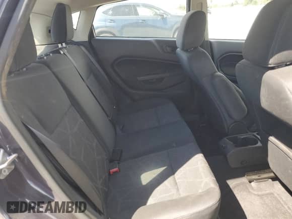 2012 Ford Fiesta SES z VIN 3FADP4FJ5CM159043, wystawiony jako Copart lot #70961895 z przebiegiem 37 556 mil mil oraz Czysty tytuł • Clean title. Historia ofert i sprzedaży dostępna na DreamBid. Obrazek 10.