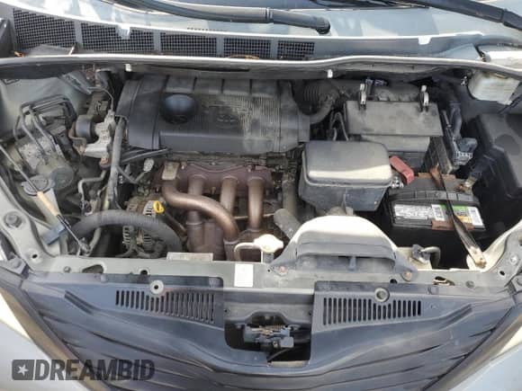 2011 Toyota Sienna с VIN 5TDKA3DC4BS008307, выставлен на аукционе Copart как лот 84420245 с пробегом 225 695 миль миль и Списание • Salvage title. История ставок и продаж доступна на DreamBid. Изображение 12.