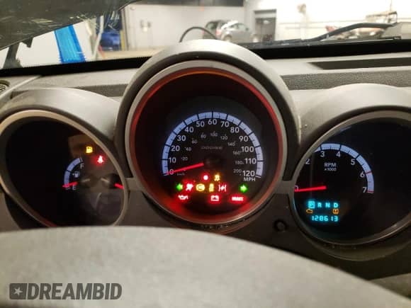 2011 Dodge Nitro SXT с VIN 1D4PT5GK1BW544942, выставлен на аукционе Copart как лот 79857243 с пробегом 128 613 миль миль и Чистый • Clean title. История ставок и продаж доступна на DreamBid. Изображение 9.