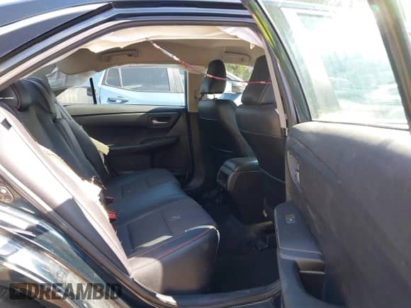 2017 Toyota Camry XLE с VIN 4T1BF1FK0HU700980, выставлен на аукционе IAAI как лот 43327320 с пробегом 121 998 миль миль и . История ставок и продаж доступна на DreamBid. Изображение 8.