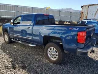 2015 Chevrolet Silverado 3500HD LTZ с VIN 1GC4K0E80FF577143, выставлен на аукционе Copart как лот 76626244 с пробегом 41 587 миль миль и Списание • Salvage title. История ставок и продаж доступна на DreamBid. Изображение 2.