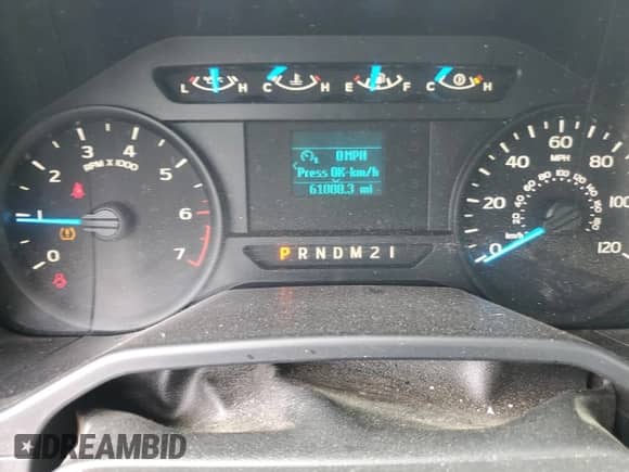 2016 Ford F-150 XL с VIN 1FTMF1CPXGKD49180, выставлен на аукционе Copart как лот 71239005 с пробегом 61 000 миль миль и Списание • Salvage title. История ставок и продаж доступна на DreamBid. Изображение 9.