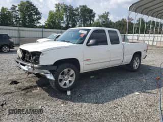 2005 Chevrolet Silverado 1500 Z71 z VIN 1GCEK19B25Z242740, wystawiony jako Copart lot #69457065 z przebiegiem 201 894 mil mil oraz Szkoda całkowita • Salvage title. Historia ofert i sprzedaży dostępna na DreamBid. Obrazek 1.