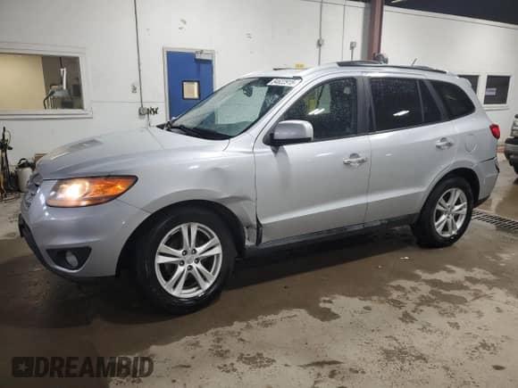 2010 Hyundai Santa Fe Limited с VIN 5NMSK4AG0AH341437, выставлен на аукционе Copart как лот 54622915 с пробегом 175 531 миль миль и Списание • Salvage title. История ставок и продаж доступна на DreamBid. Изображение 1.