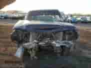 2003 Chevrolet Silverado 2500HD LT z VIN 1GCHK29133E174723, wystawiony jako Copart lot #47583165 z przebiegiem Nie podano mil oraz Szkoda całkowita • Salvage title. Historia ofert i sprzedaży dostępna na DreamBid. Obrazek 5.